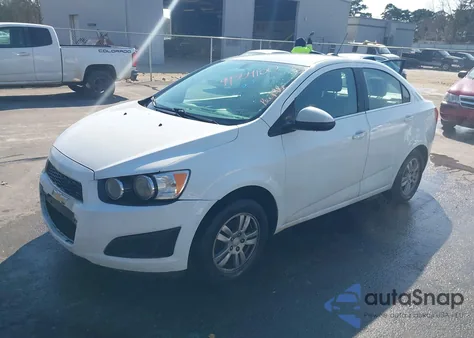 2015 Chevrolet Sonic Lt Auto z USA, uszkodzony, nr VIN 1G1JC5SHXF4170257